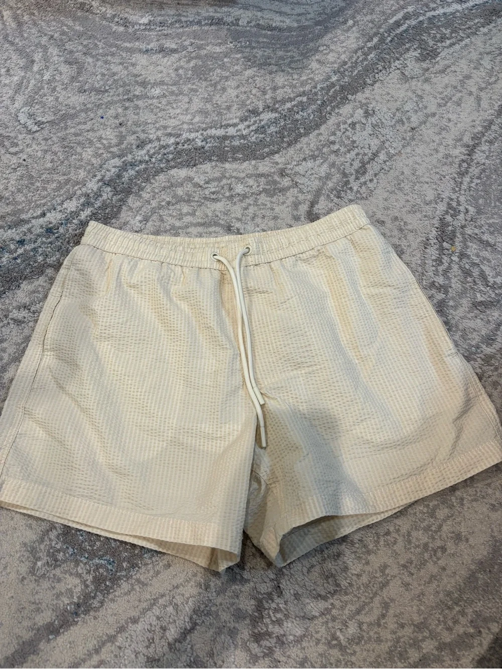 Zara Men's Cream Seersucker Waffle Drawstring Swim Shorts
